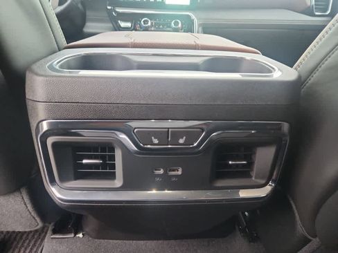 Used 2024 GMC Sierra 1500 Denali Ultimate image 13