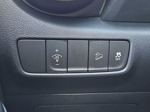 Used 2023 Hyundai Kona SEL image 27