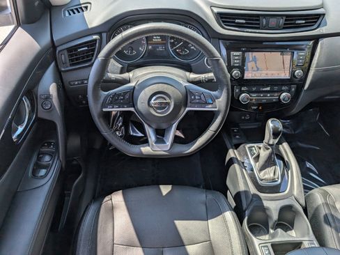 Used 2019 Nissan Rogue SL image 12