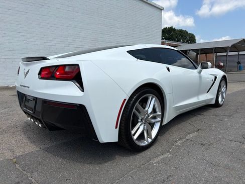 Used 2019 Chevrolet Corvette Stingray Coupe w/ 1LT RWD image 2