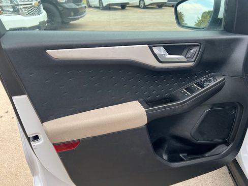 Used 2020 Ford Escape SE AWD/4WD image 18