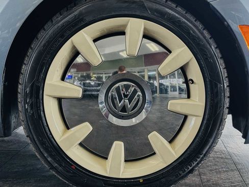 Used 2019 Volkswagen Beetle 2.0T Final Edition SEL FWD image 24