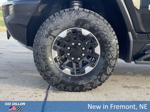 New 2025 GMC Hummer EV 3X w/ Extreme Off-Road Package image 9