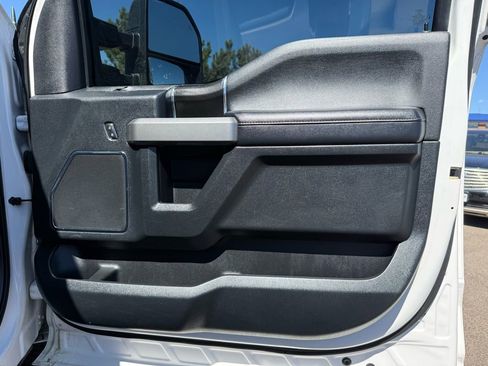 Used 2018 Ford F250 Platinum w/ Platinum Ultimate Package image 35