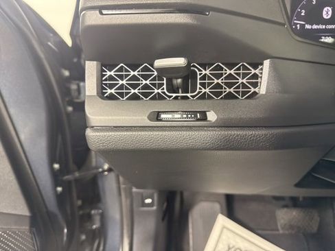 Used 2023 Honda Accord EX image 30