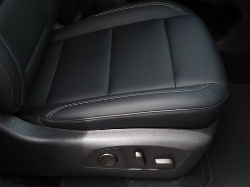 Certified 2024 GMC Acadia Elevation w/ Black Edition FWD image 31