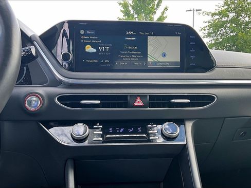 Used 2020 Hyundai Sonata Limited FWD image 15