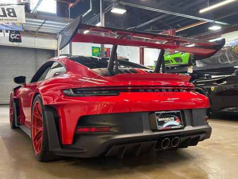 Used 2025 Porsche 911 GT3 RS RWD image 9