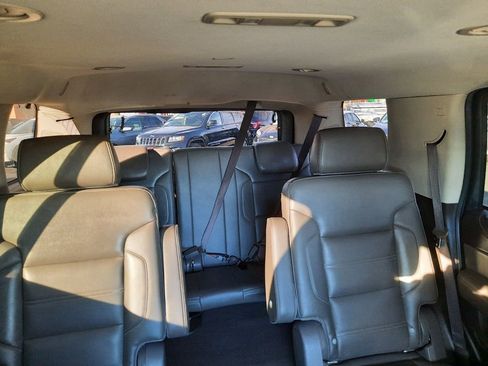 Used 2019 GMC Yukon Denali image 18