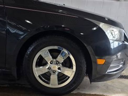 Used 2012 Chevrolet Cruze LT image 28