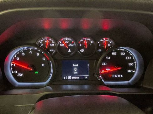 Used 2020 Chevrolet Silverado 1500 Custom w/ Custom Value Package image 27