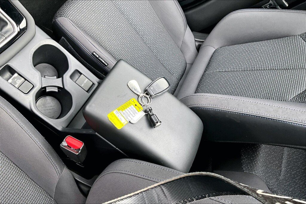 Certified 2025 Subaru Forester Premium AWD/4WD image 18