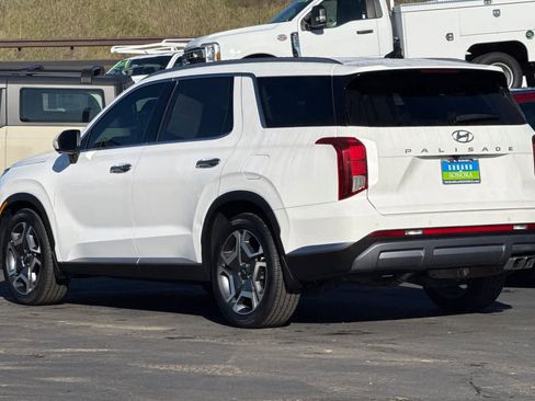 Used 2023 Hyundai Palisade SEL w/ Cargo Package image 6