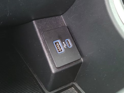 Used 2024 Ford Edge SEL AWD/4WD image 14