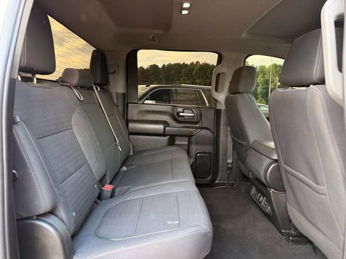 Used 2022 Chevrolet Silverado 2500 LT w/ Convenience Package AWD/4WD image 18