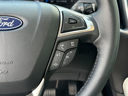 Used 2024 Ford Edge Titanium image 16