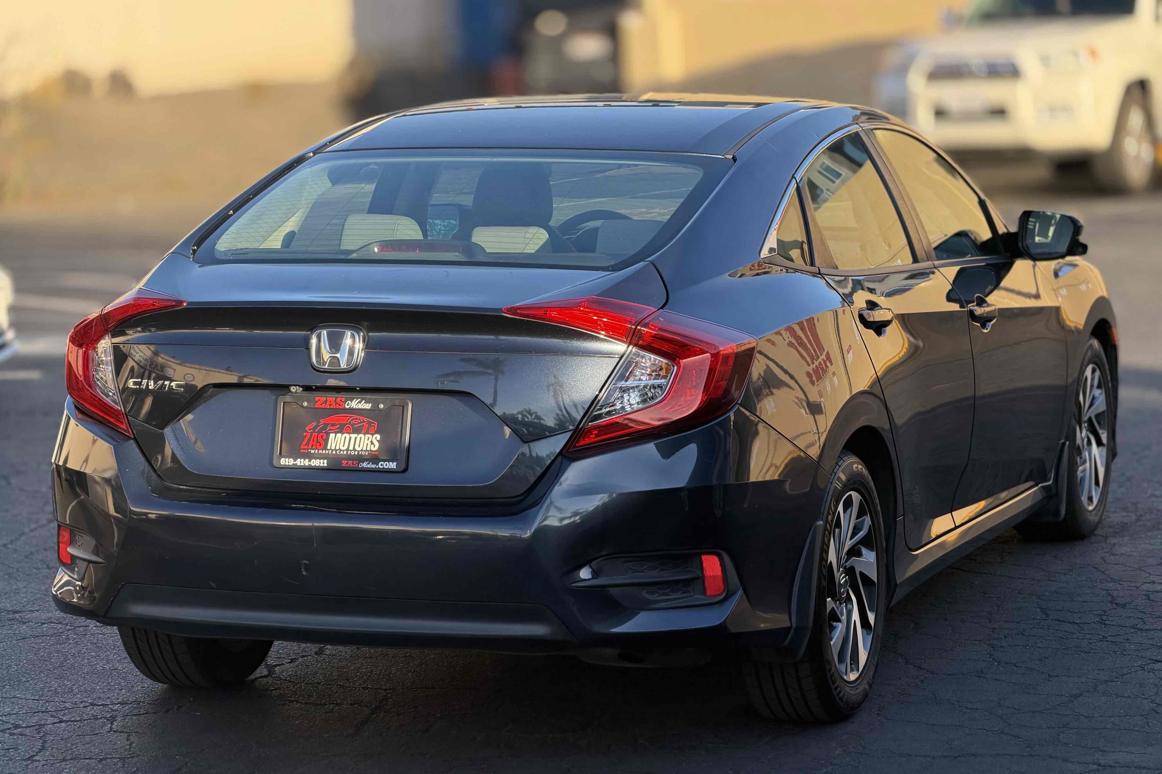 Used 2016 Honda Civic EX image 6