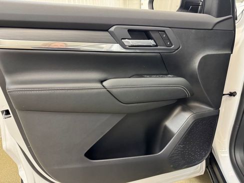 New 2026 GMC Terrain Elevation w/ LPO, Floor Liner Package FWD image 8