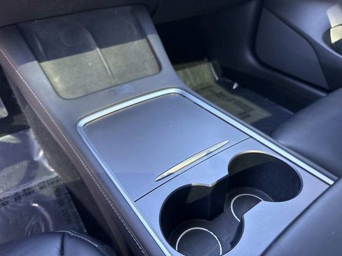 Used 2022 Tesla Model 3 image 37