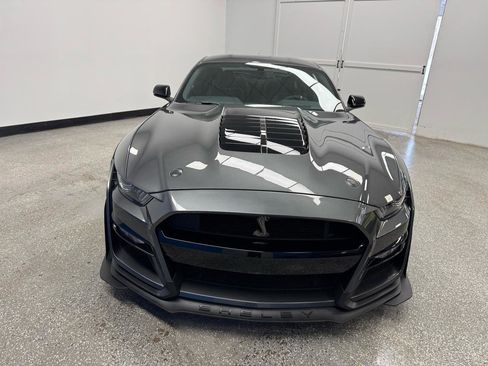 Used 2020 Ford Mustang Shelby GT500 w/ Technology Package image 2