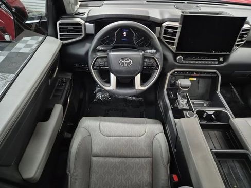 Used 2022 Toyota Tundra Limited image 11