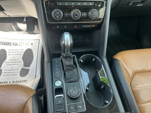 Used 2019 Volkswagen Atlas SEL Premium AWD/4WD image 27
