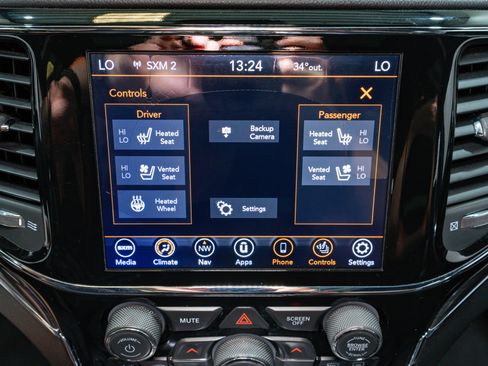 Used 2020 Jeep Grand Cherokee Overland image 22