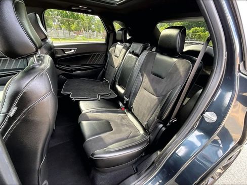 Used 2023 Ford Edge ST w/ Equipment Group 401A AWD/4WD image 25