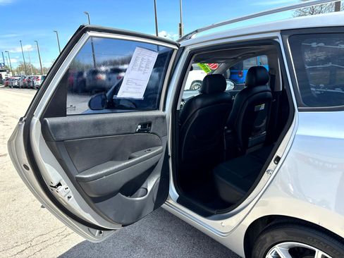 Used 2011 Hyundai Elantra image 13