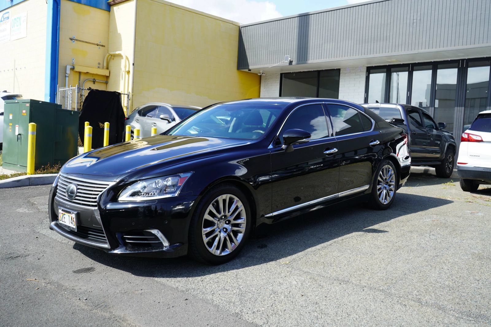 Used 2016 Lexus LS 460 RWD image 4