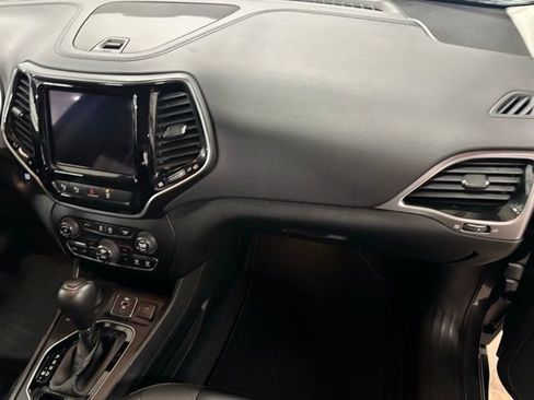 Used 2022 Jeep Cherokee Limited AWD/4WD image 20