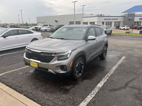 Certified 2024 Kia Seltos SX AWD/4WD image 1