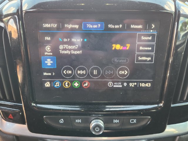 Used 2023 Chevrolet Traverse LT FWD image 14