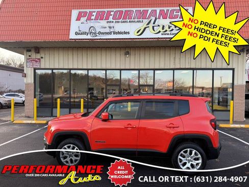 Used 2018 Jeep Renegade Latitude w/ Cold Weather Group image 3