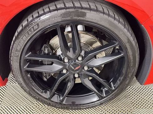 Used 2017 Chevrolet Corvette Stingray Coupe RWD image 34