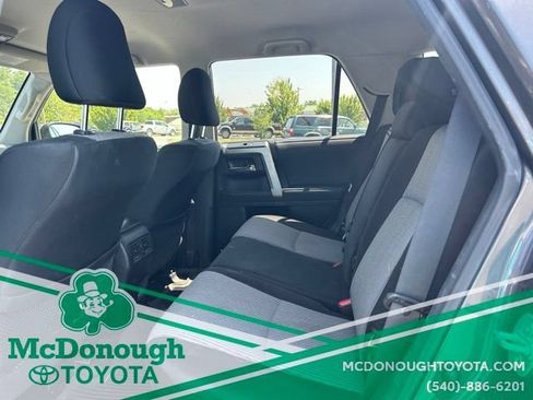 Used 2020 Toyota 4Runner SR5 AWD/4WD image 4