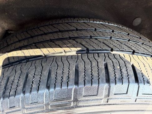 Used 2019 Ford Expedition Limited w/ Equipment Group 302A AWD/4WD image 50