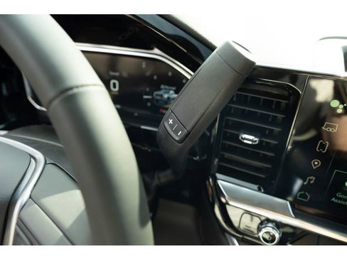 New 2026 GMC Sierra 2500 SLT AWD/4WD image 22