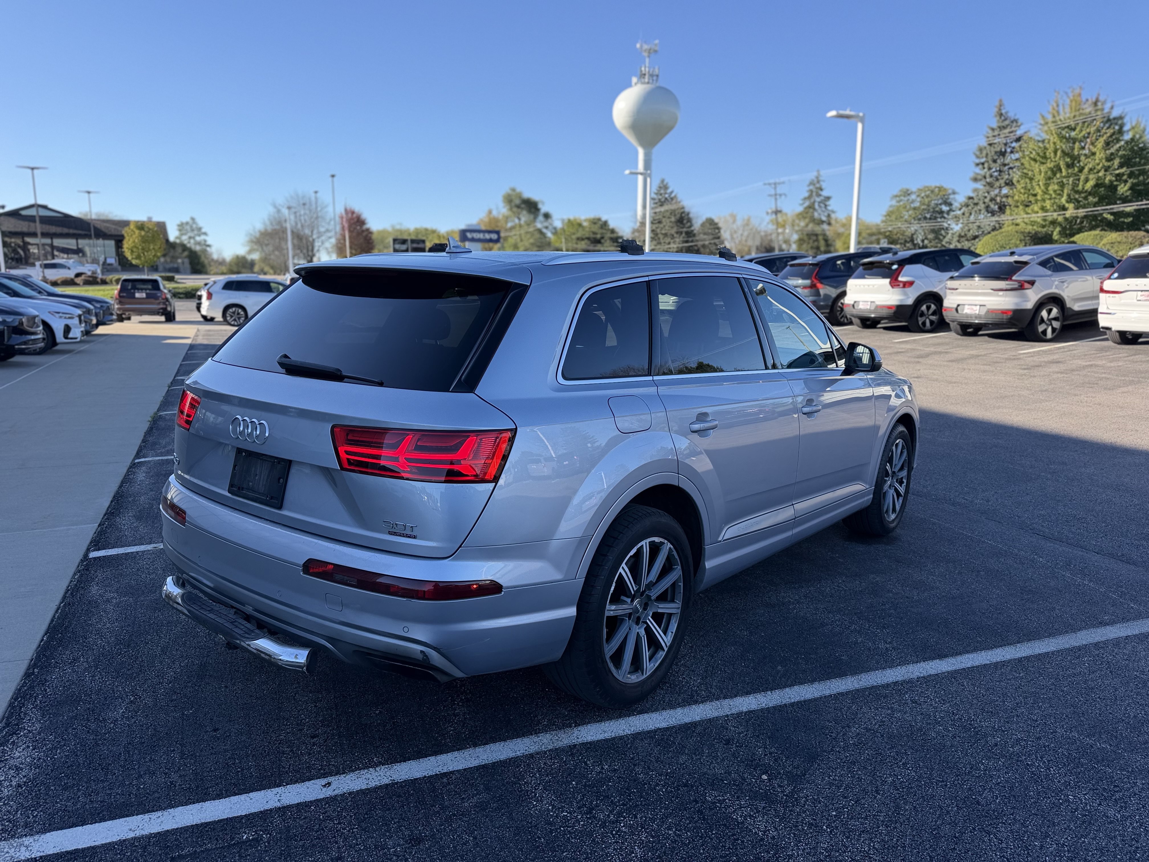 Used 2018 Audi Q7 3.0T Premium Plus w/ Premium Plus Package AWD/4WD image 4