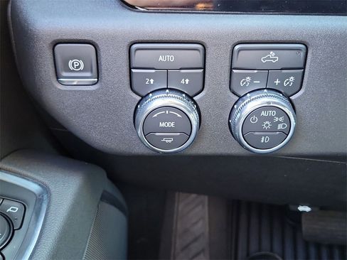 Used 2026 GMC Sierra 1500 Elevation image 18