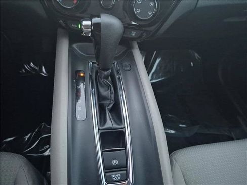 Used 2021 Honda HR-V LX image 12