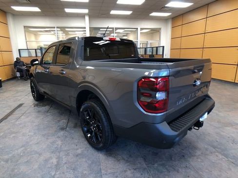 New 2026 Ford Maverick Lariat w/ Black Appearance Package image 5