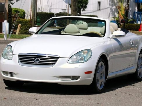 Used 2005 Lexus SC 430 Convertible RWD image 11