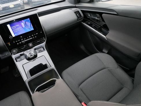 Used 2024 Subaru Solterra Premium image 15