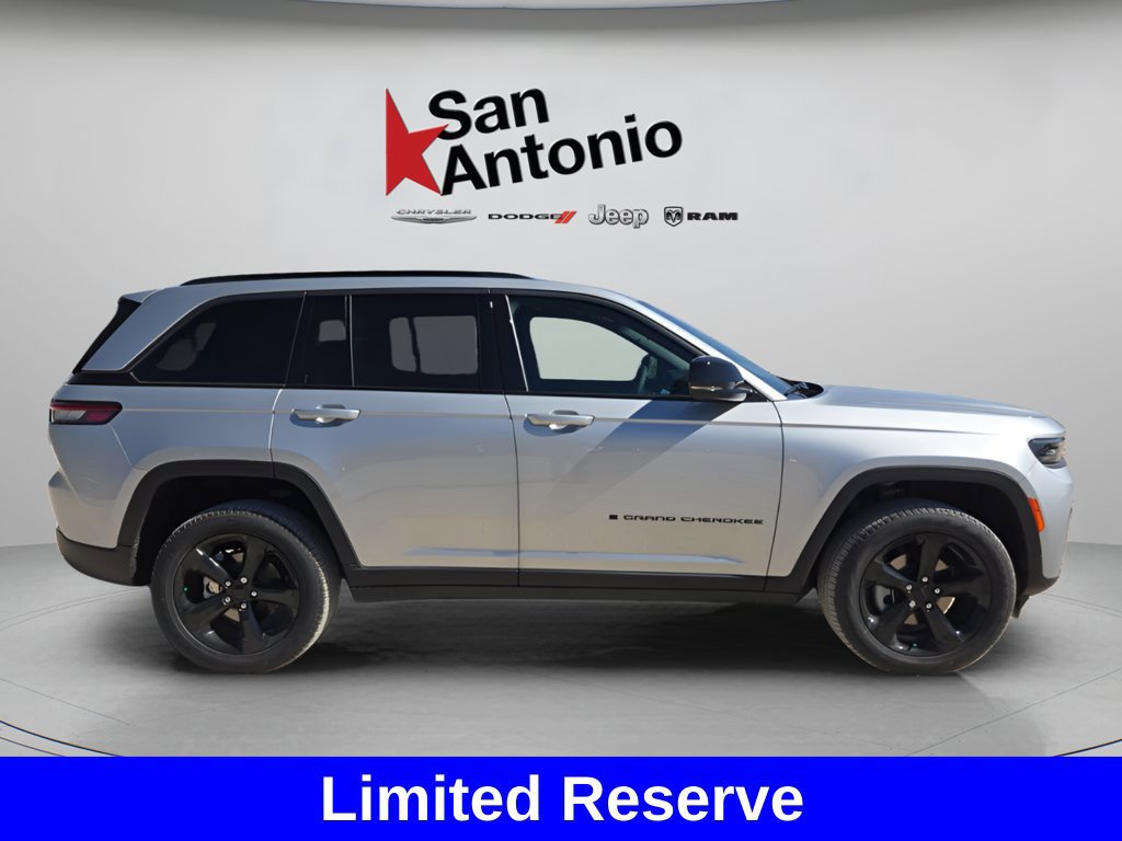 New 2026 Jeep Grand Cherokee Limited AWD/4WD image 16