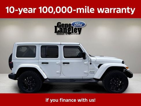 Used 2021 Jeep Wrangler Unlimited Sahara w/ Cold Weather Group AWD/4WD image 19