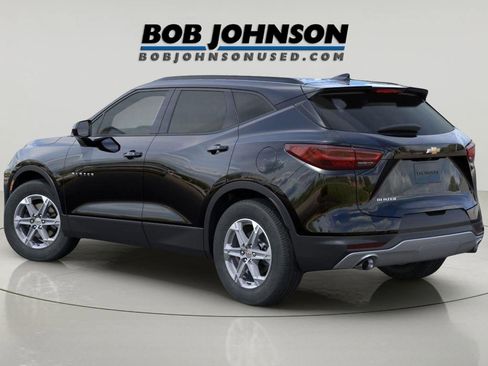 New 2026 Chevrolet Blazer LT w/ Convenience Package image 3