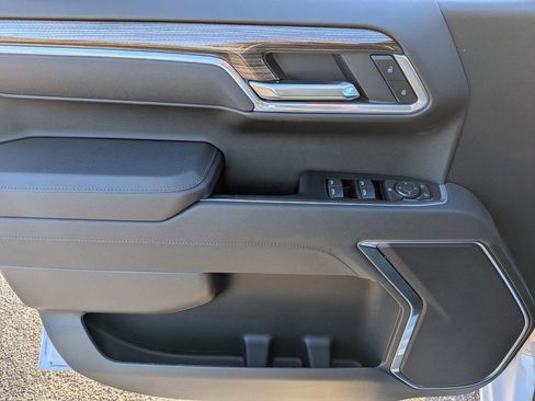 New 2026 Chevrolet Silverado 1500 LT image 12