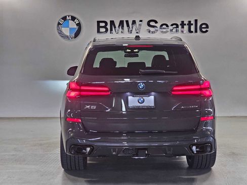 New 2026 BMW X5 xDrive50e w/ M Sport Package AWD/4WD image 5