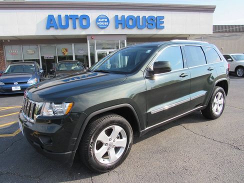 Used 2011 Jeep Grand Cherokee Laredo AWD/4WD image 12